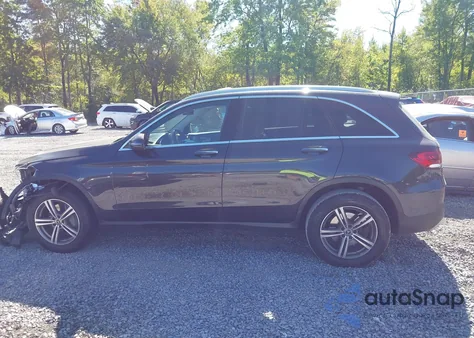 2020 Mercedes-Benz Glc 300 4Matic from USA, damaged, VIN WDC0G8EB6LF697707